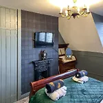 Pheasant's Hollow * Harrogate
