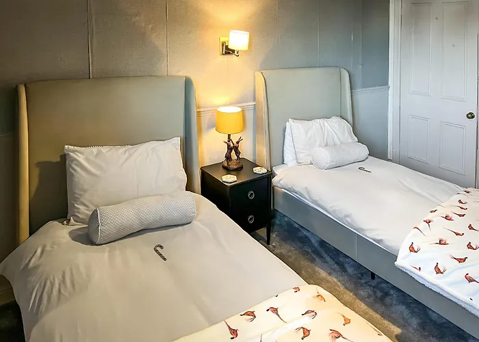 Pheasant's Hollow * הרוגייט